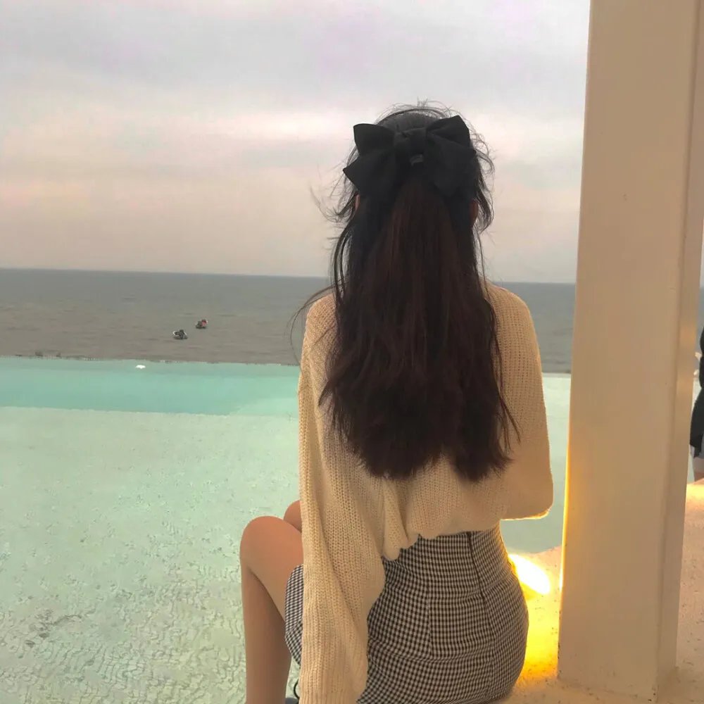 阿扎里